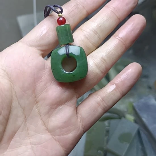 和田玉未镶嵌珠宝半成品