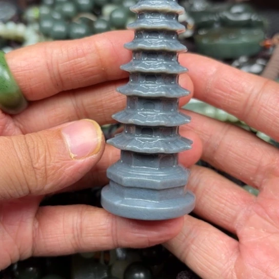 和田玉吊坠未镶嵌