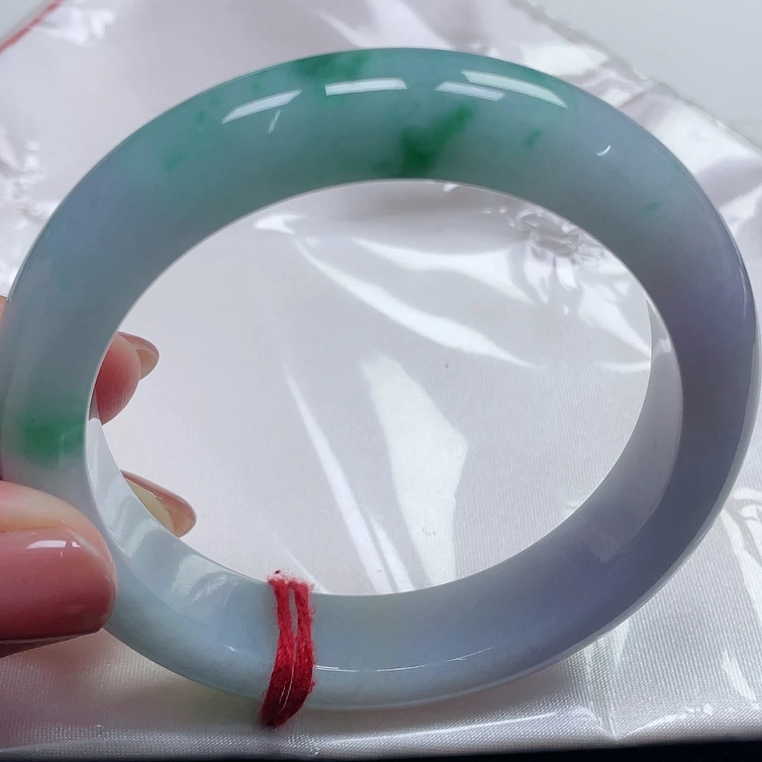 翡翠手镯未镶嵌缅甸翡翠