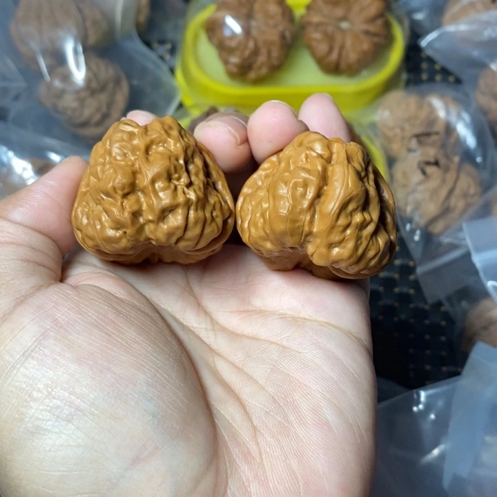 文玩核桃把件蛤蟆40