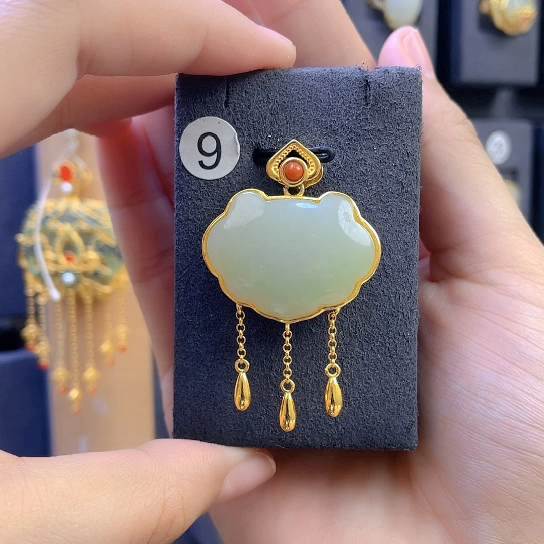 和田玉颈饰银S925镀金镶嵌