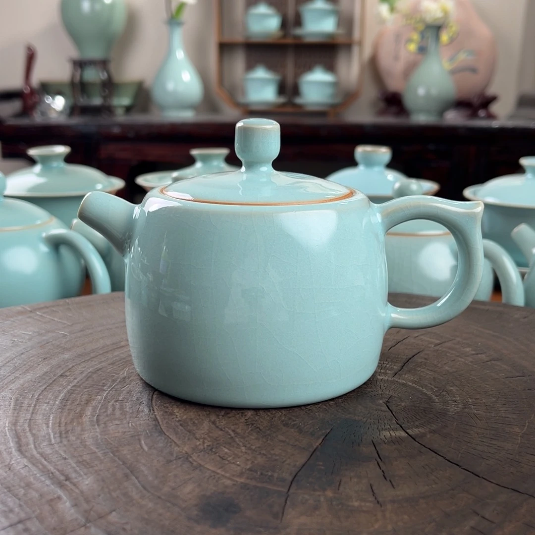 天青色井栏壶1111