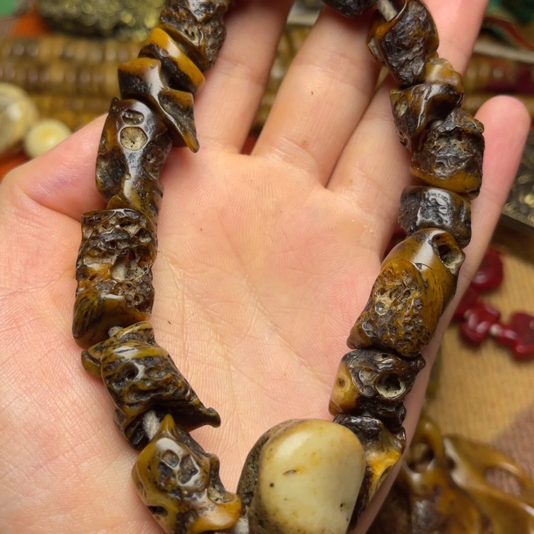 Я***Н大叶紫檀（黑酸枝木类）