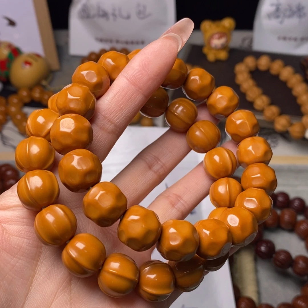 猴头核桃手串奶酪鲨鱼