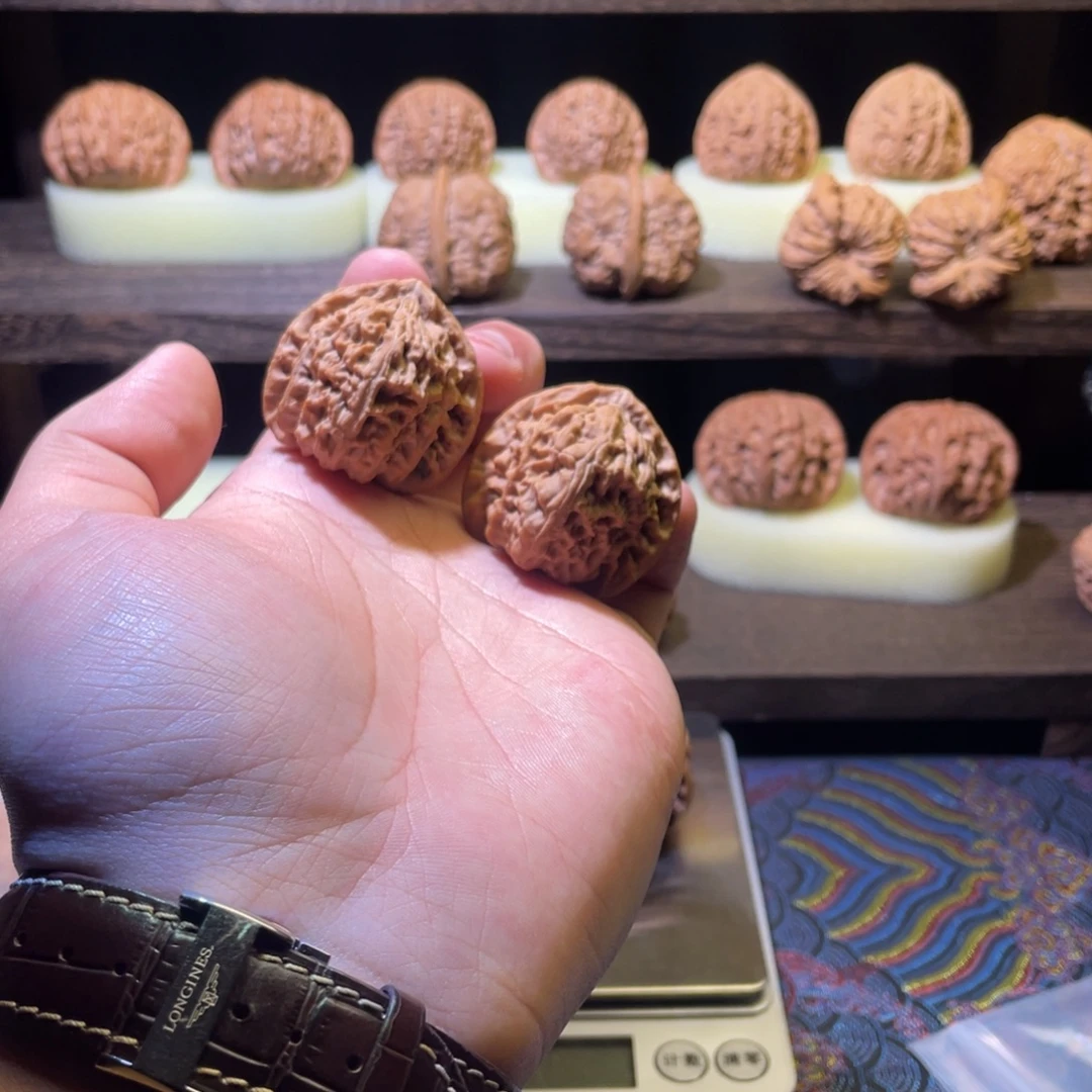 文玩核桃吊坠1111