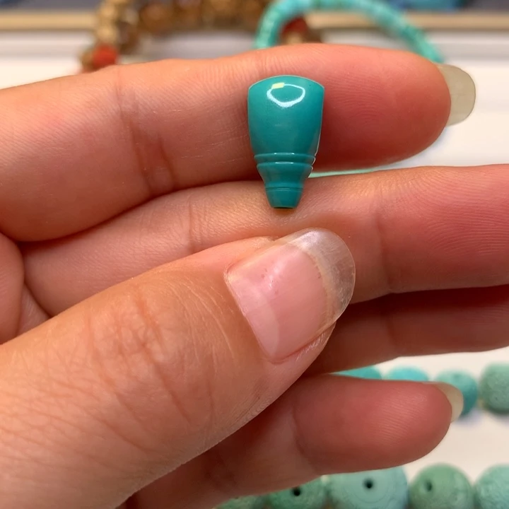 尘***兒未镶嵌绿松石颈饰