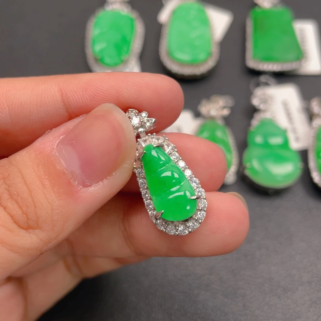 翡翠银S925镶嵌颈饰