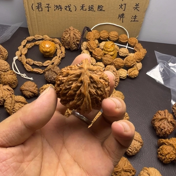 加***鲁桃核吊坠南疆挂角