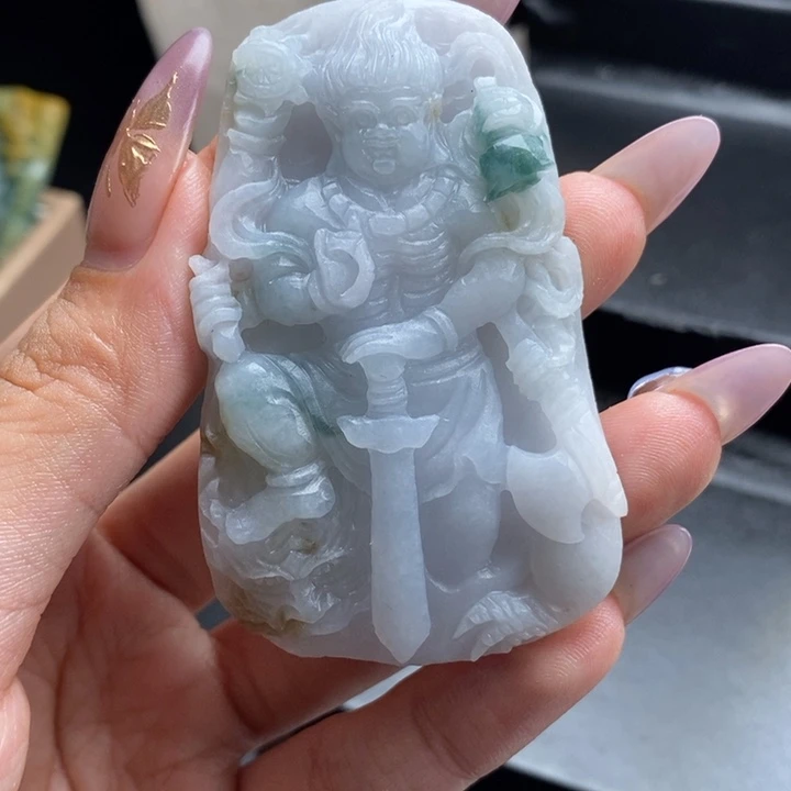 未镶嵌定制翡翠六臂不动