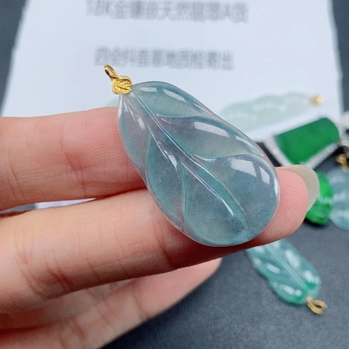 翡翠18K金镶嵌吊坠(不含链)