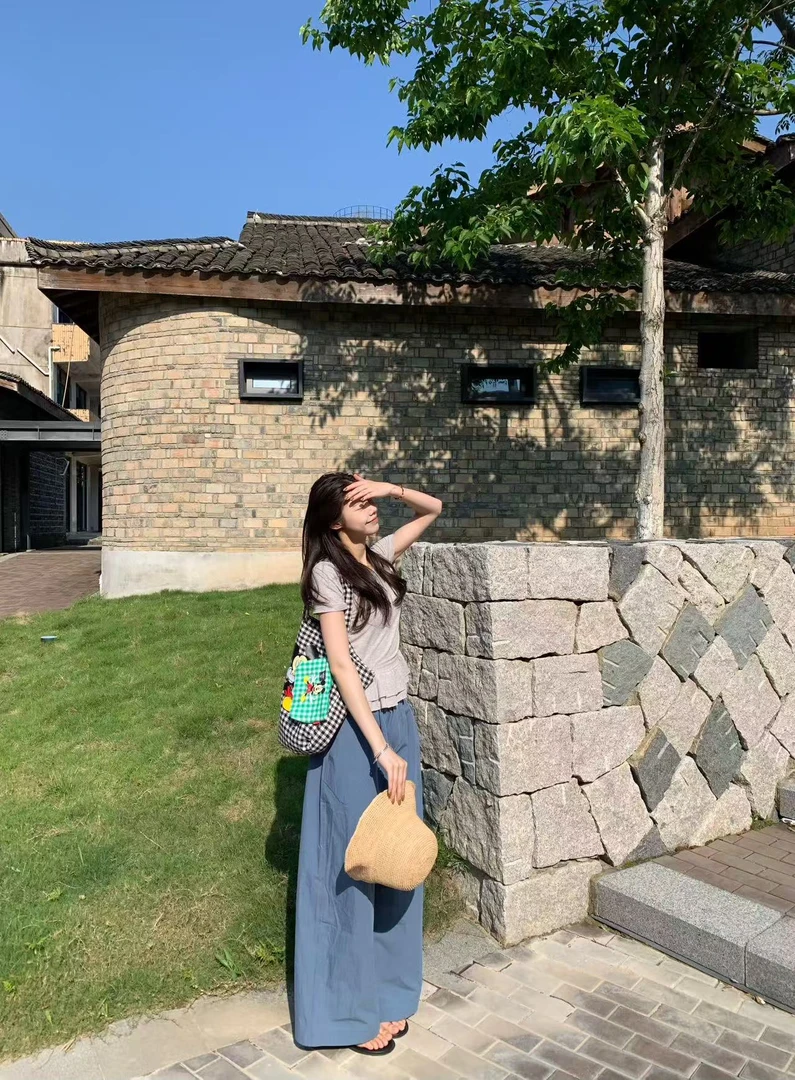 22025夏季新款别致时尚荷叶边设计感圆领套头t恤上衣女百搭休闲裤