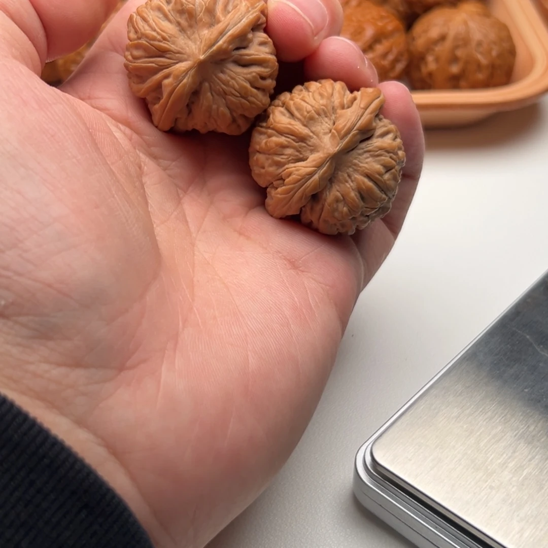 吊坠文玩核桃莲花虎头