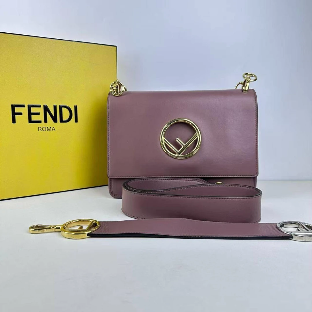 胖虎安安/芬迪/95新/公价0/箱包/两用包/31B2506050224