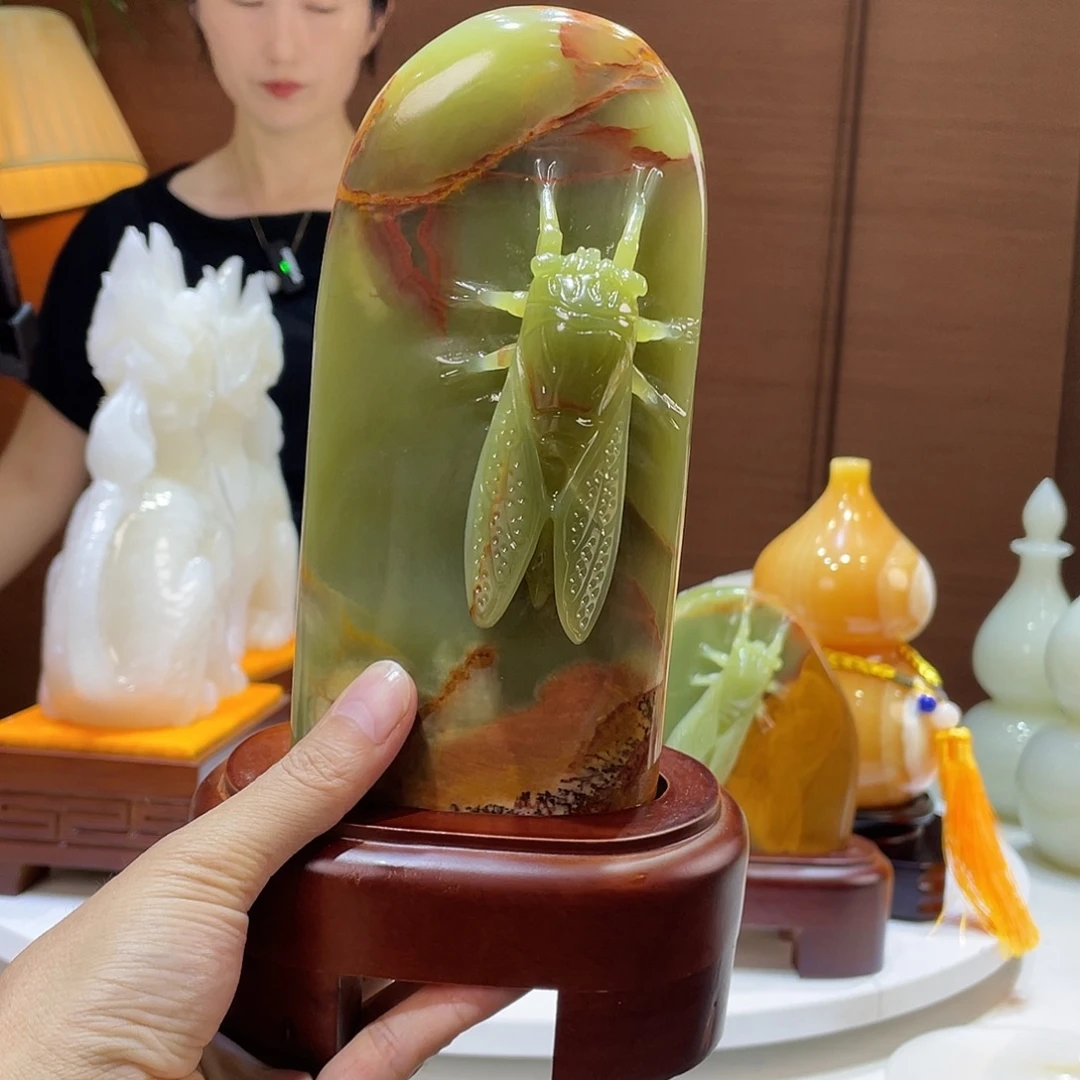 玉精品天然玉石摆件一鸣惊人