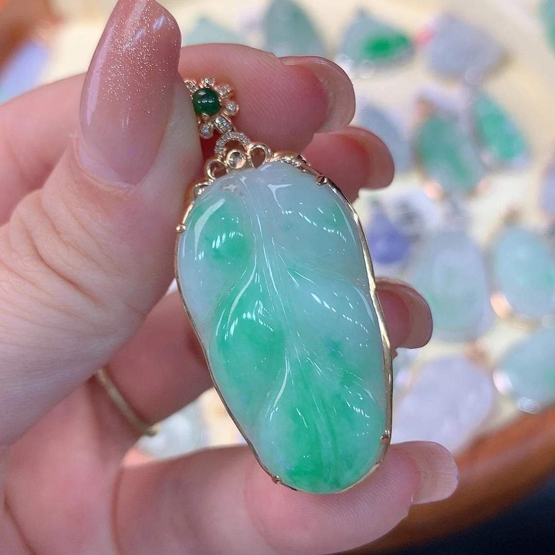 翡翠18K金镶嵌吊坠(不含链)