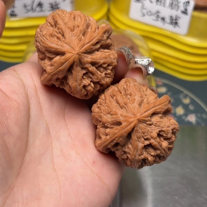 文玩核桃吊坠44-29740-02