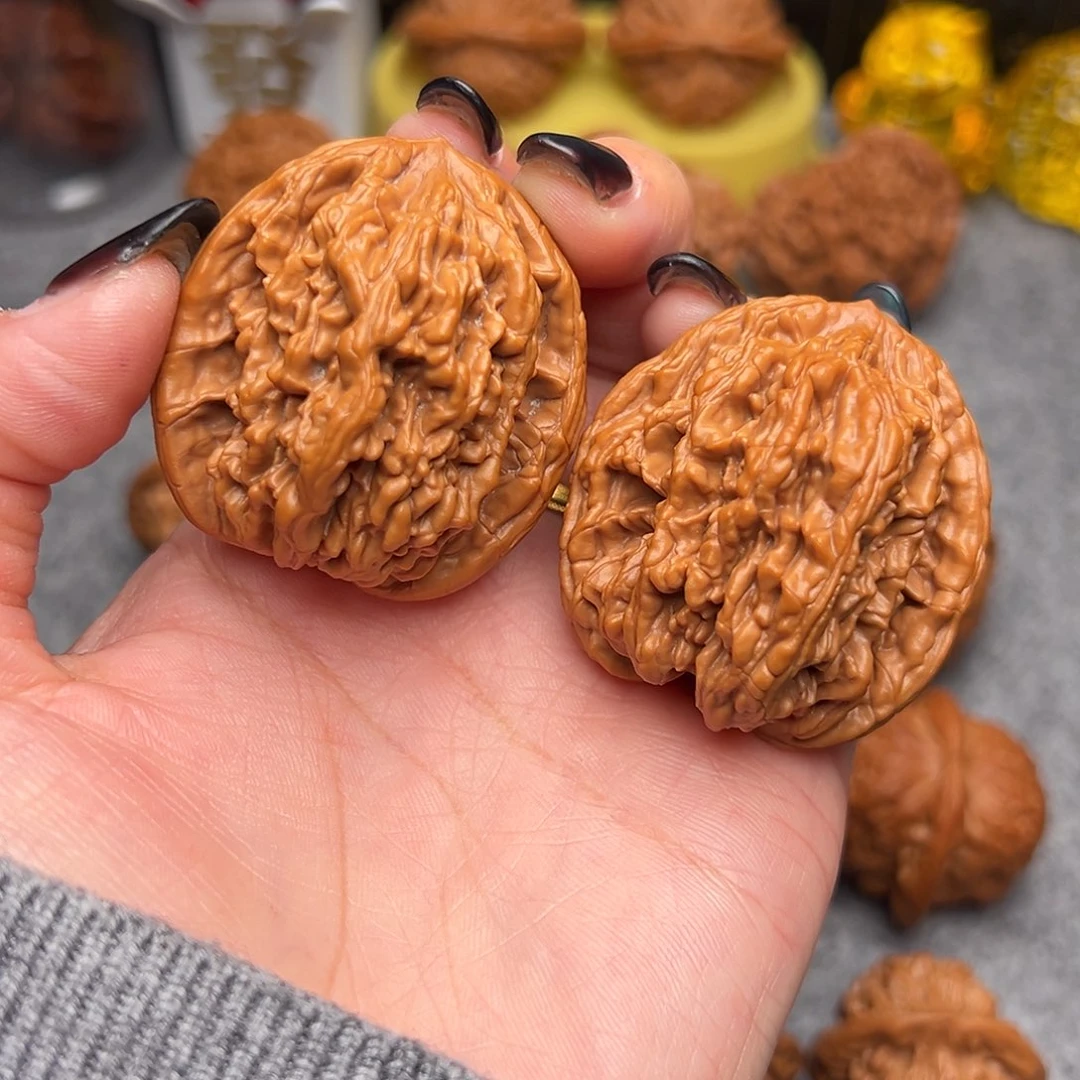 把件文玩核桃毕业精品麦穗虎头41克51.7