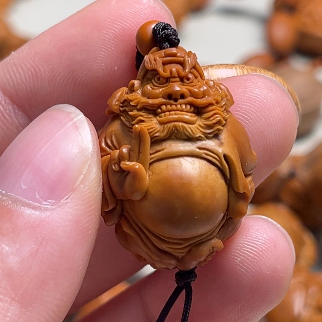 橄榄核吊坠人****見整身钟馗