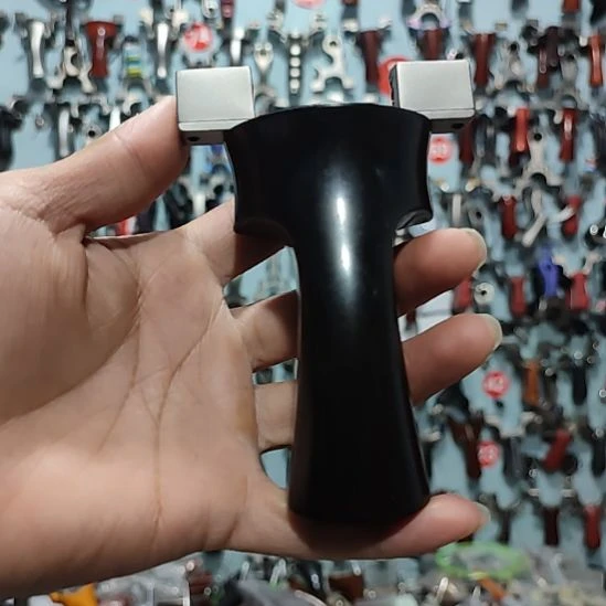 毛绒钛合金弹弓无机了一起