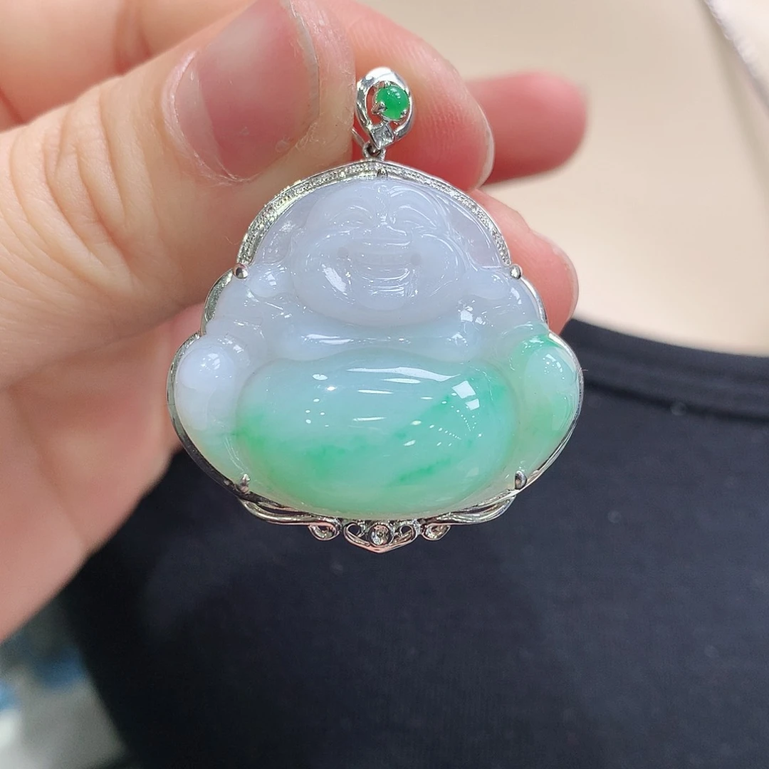 翡翠颈饰18K金镶嵌佛公
