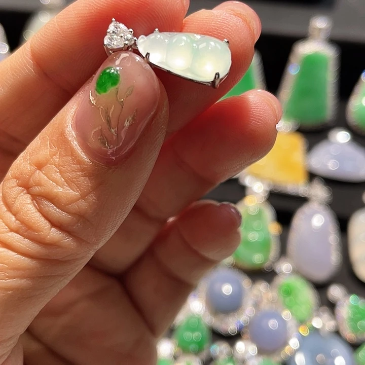 翡翠银S925镶嵌颈饰