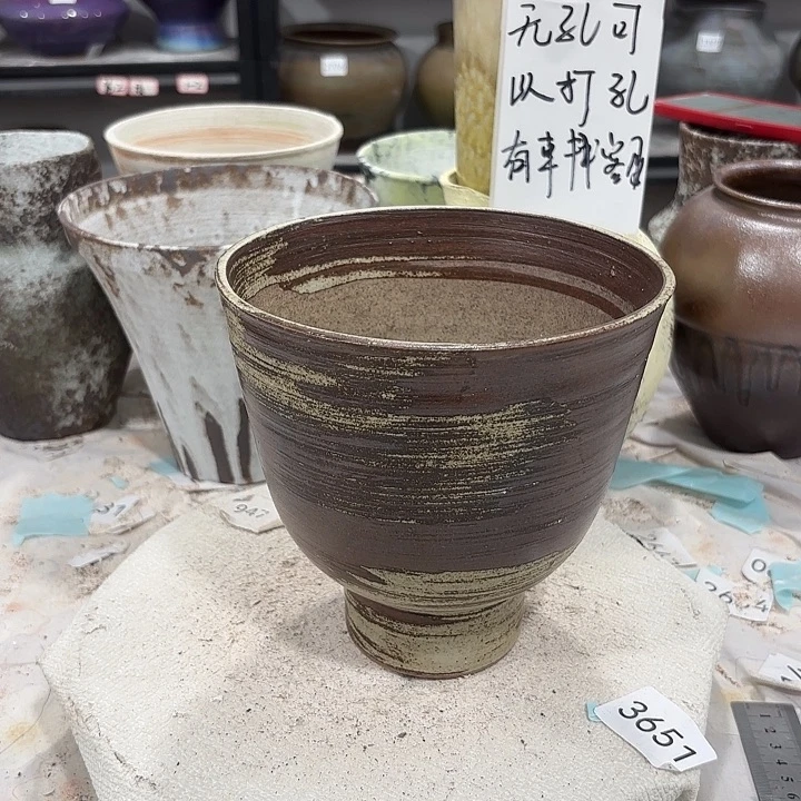 摆件高16，口15，无孔2403