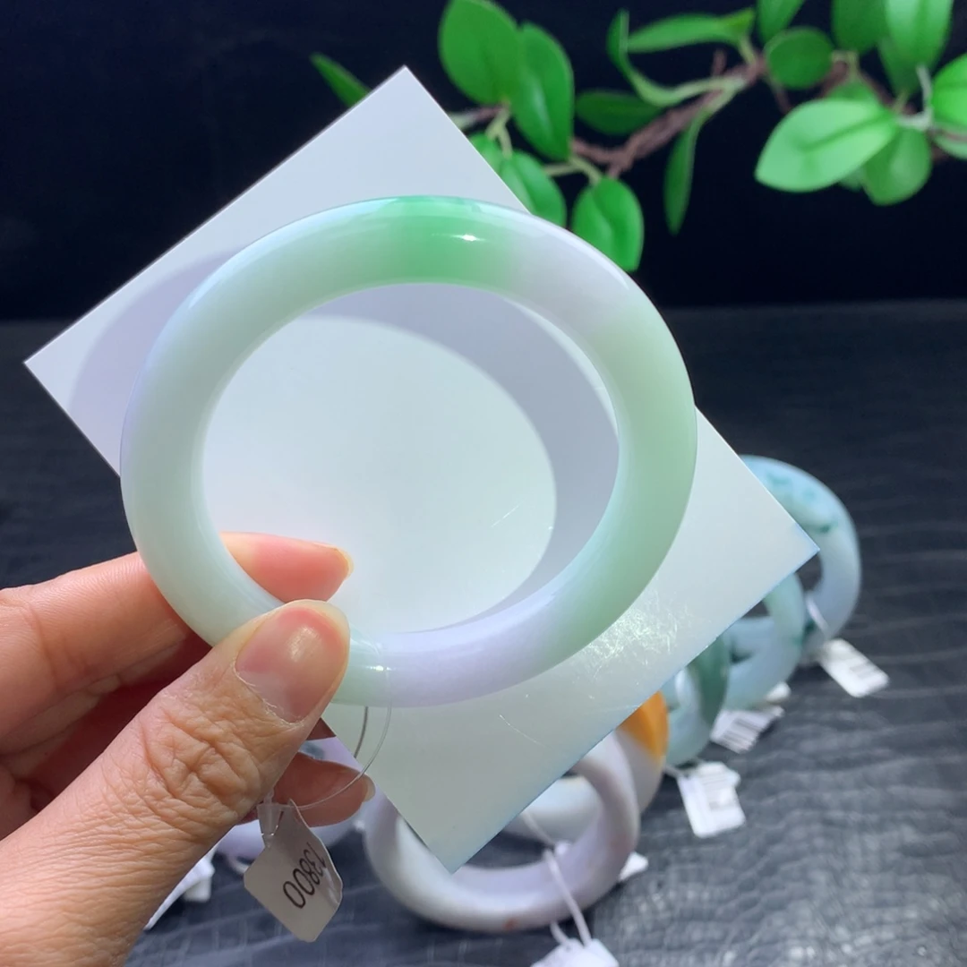 定制翡翠未镶嵌手镯