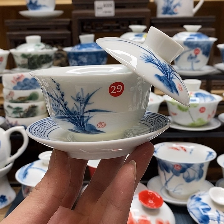 手绘微瑕兰花盖碗