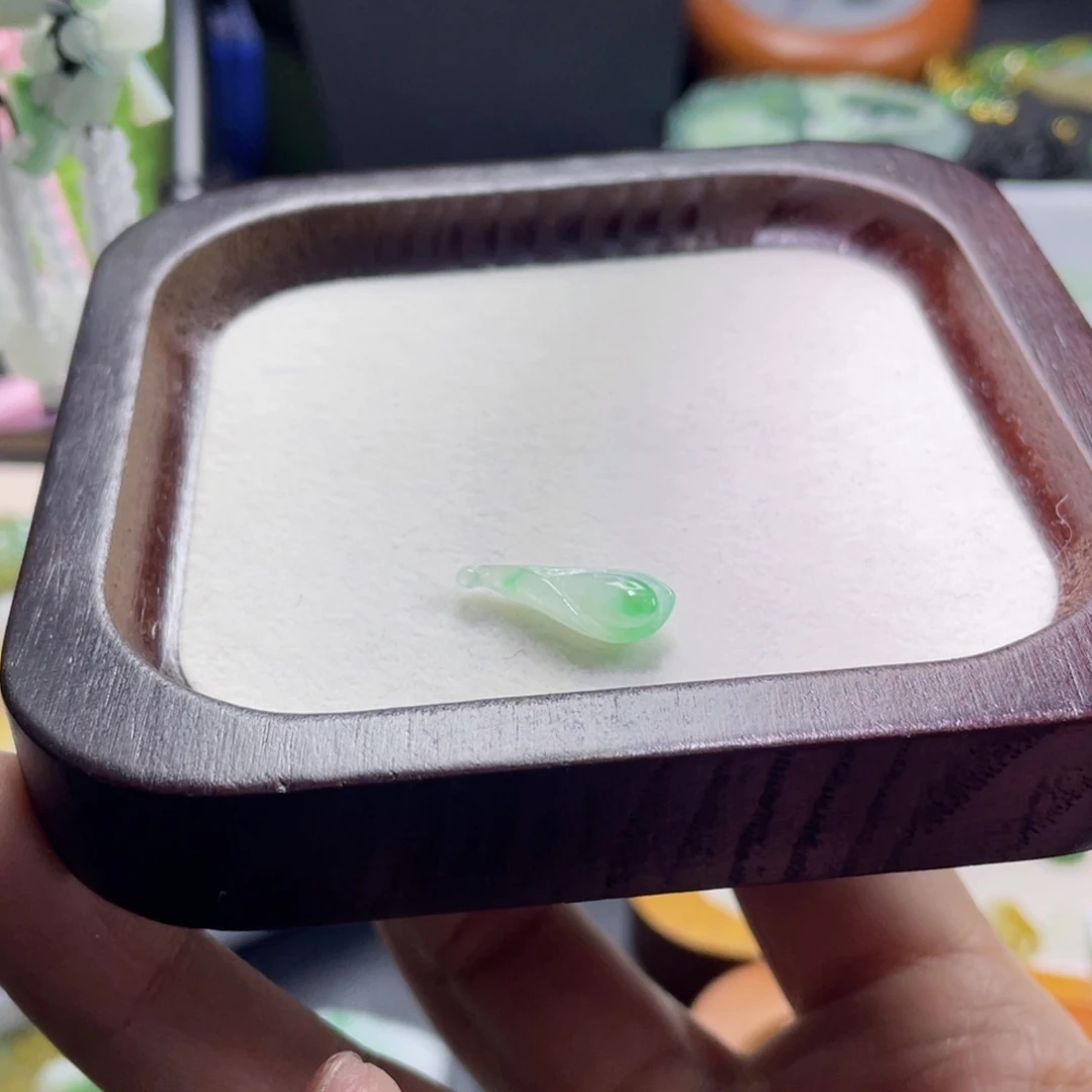 颈饰未镶嵌翡翠夕*福利