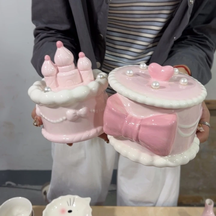 在这一年里我们一起加油紫砂