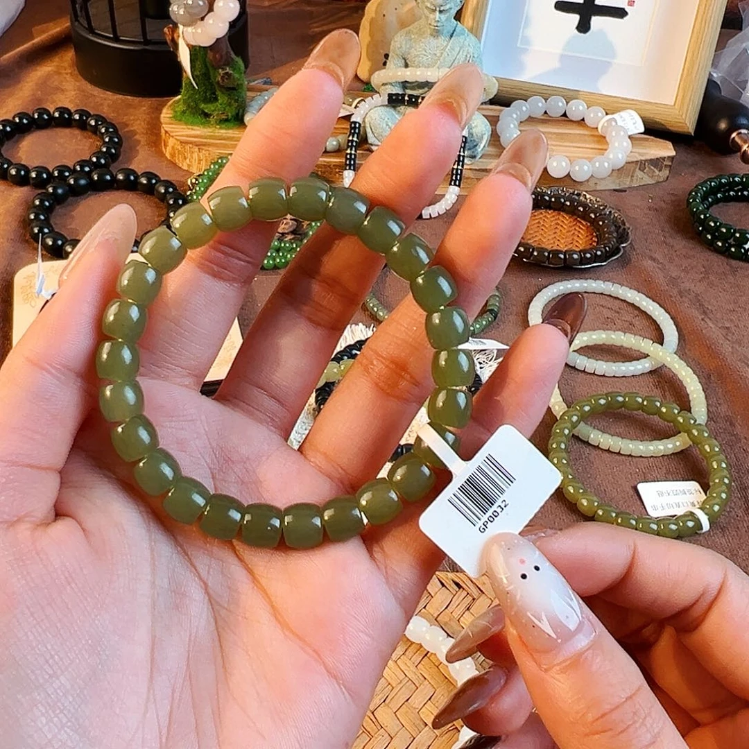 和田玉未镶嵌手串