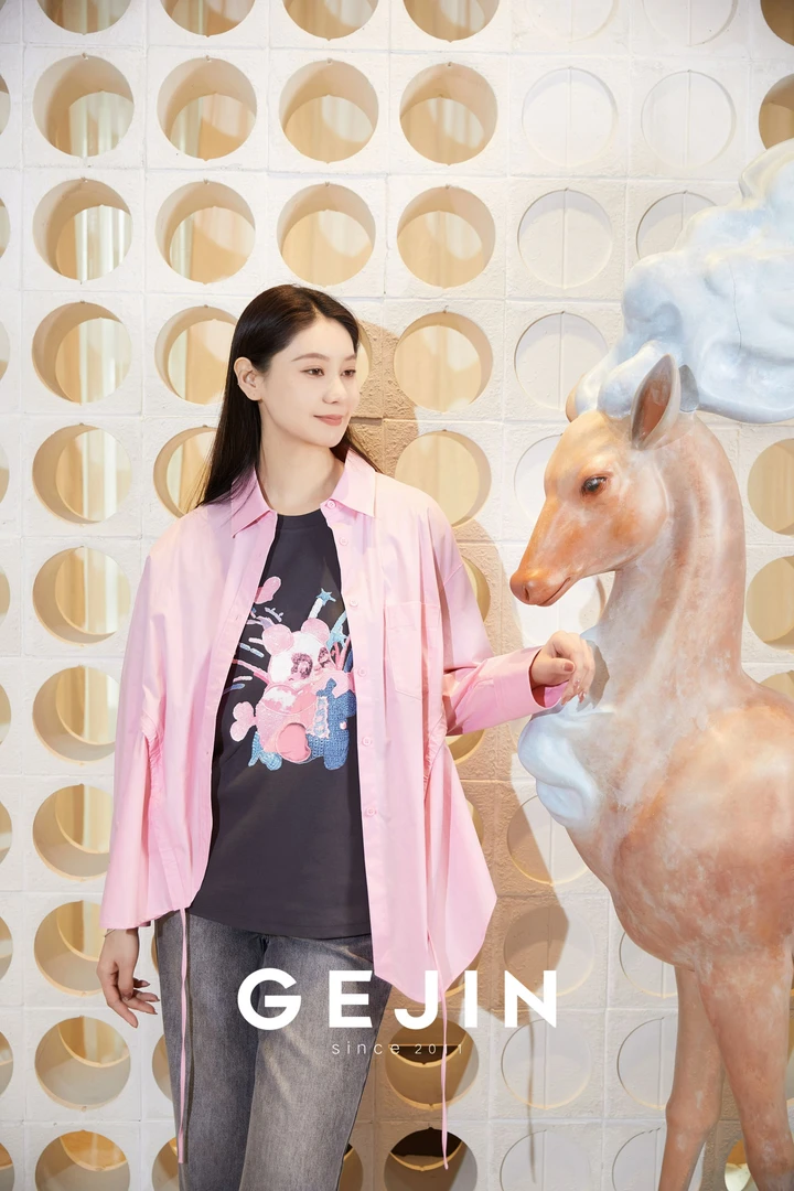 歌锦国宝熊猫T恤