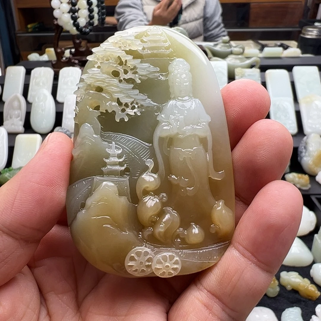 和田玉未镶嵌颈饰