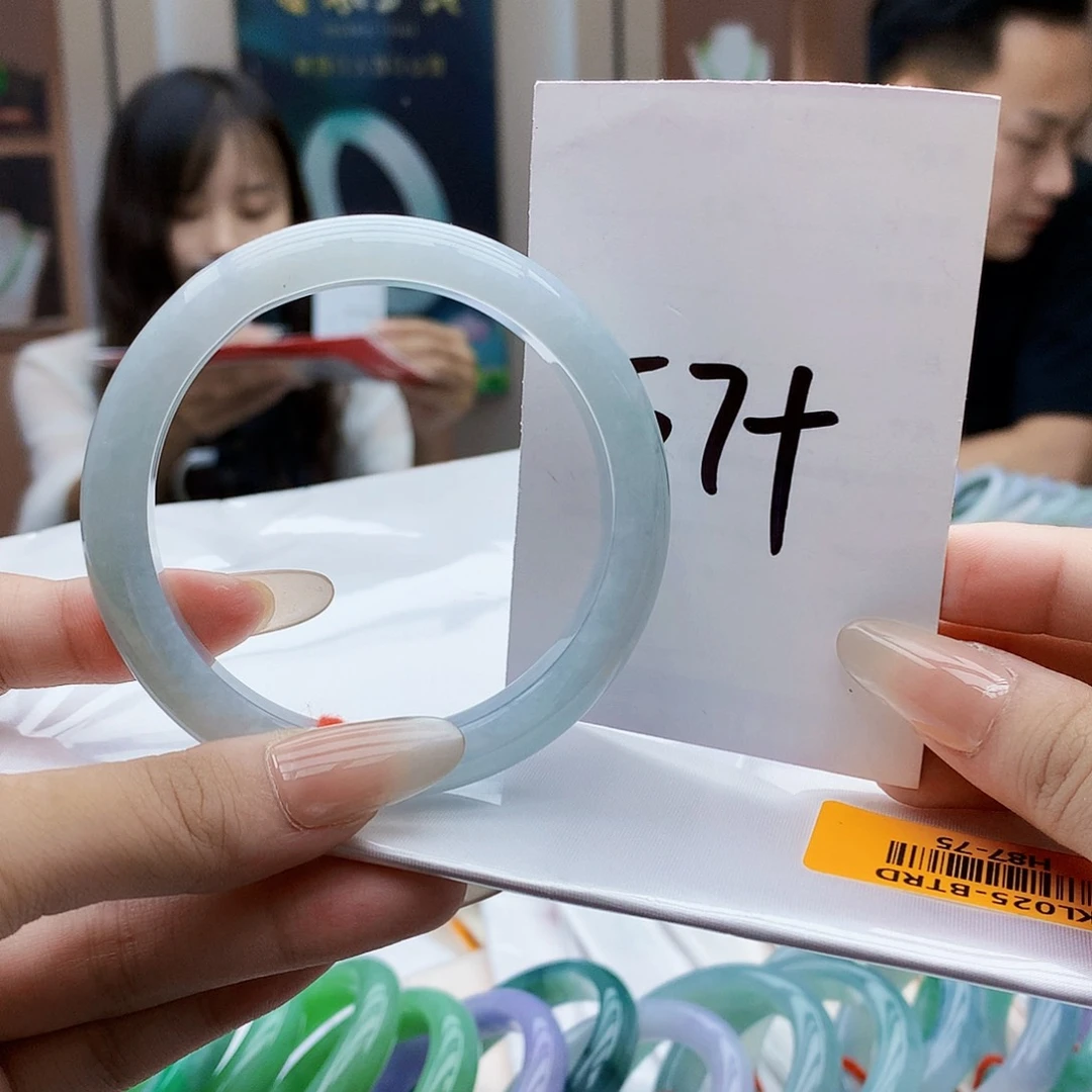 翡翠手镯未镶嵌g