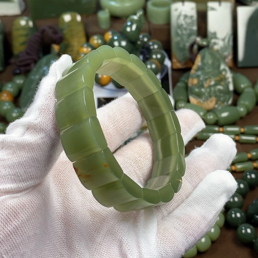 【闪购商品】手链未镶嵌岫岩河磨玉（透闪石质玉）