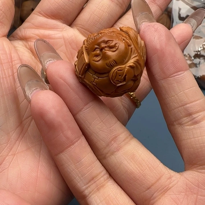 L****手串橄榄核橄榄核