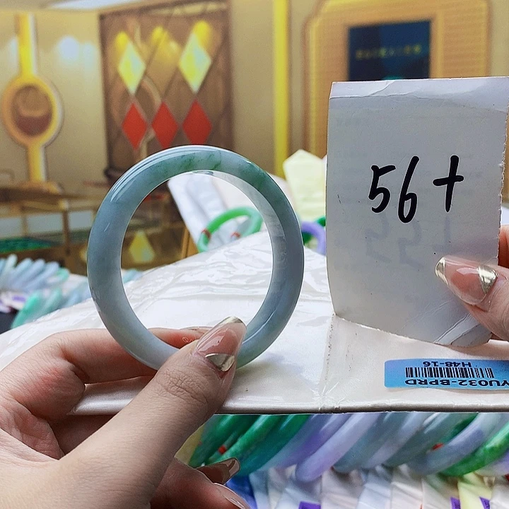 翡翠未镶嵌手镯00……