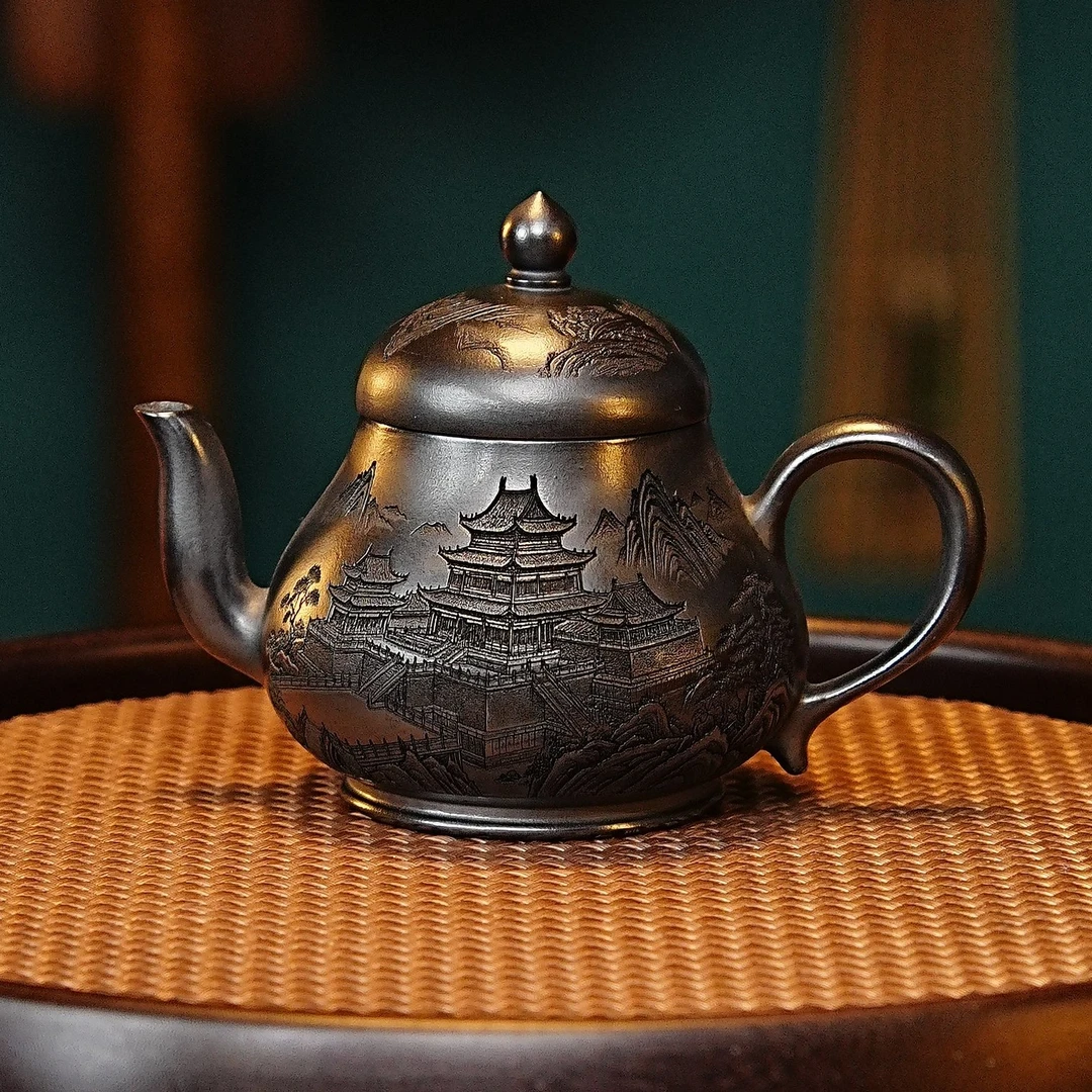 宜兴全手工紫砂茶具 原矿石黄泥料刻绘山水楼阁思亭紫砂壶