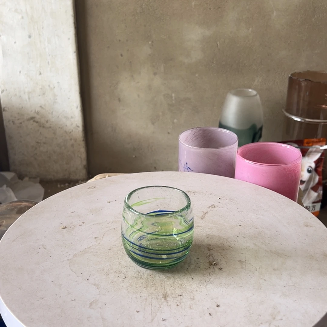 弘扬琉璃花器微瑕高度8