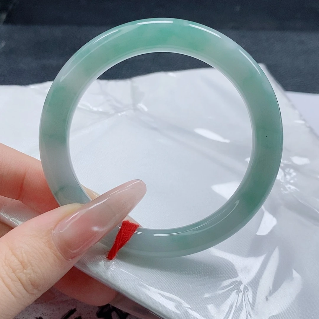 【闪购商品】未镶嵌手镯（圆镯）翡翠489号