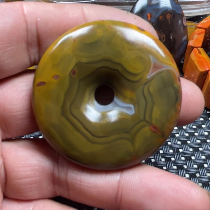 玛瑙/玉髓颈饰未镶嵌樱*树