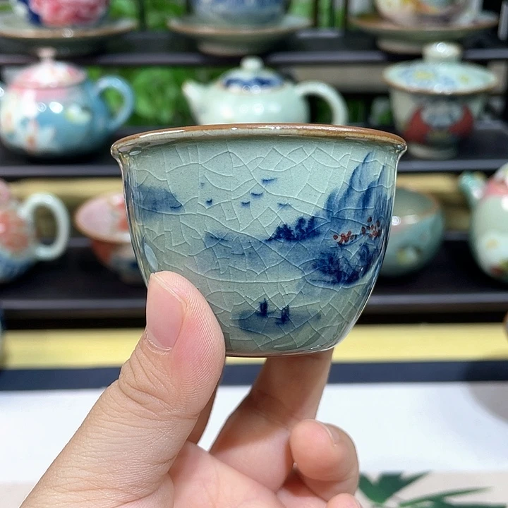 景德镇陶瓷学院美术学院学生
