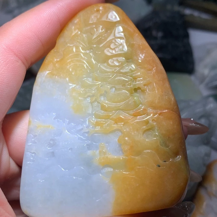 翡翠未镶嵌颈饰保真天然A货翡翠