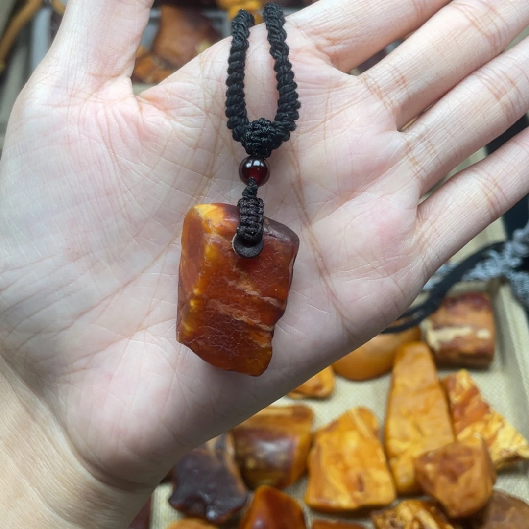 琥珀未镶嵌珠宝奇石