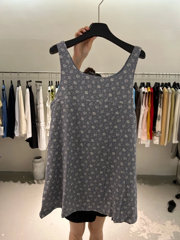 08835 简约时尚女上衣