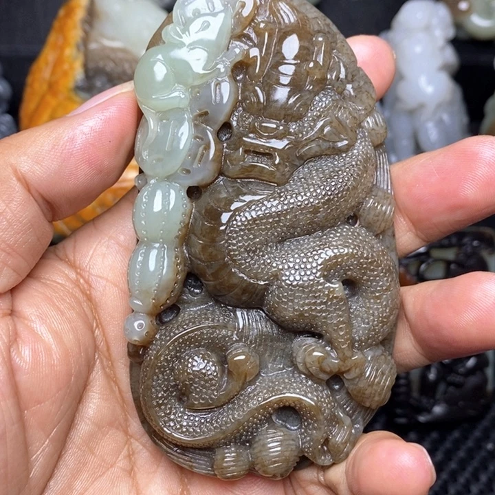 颈饰未镶嵌和田玉