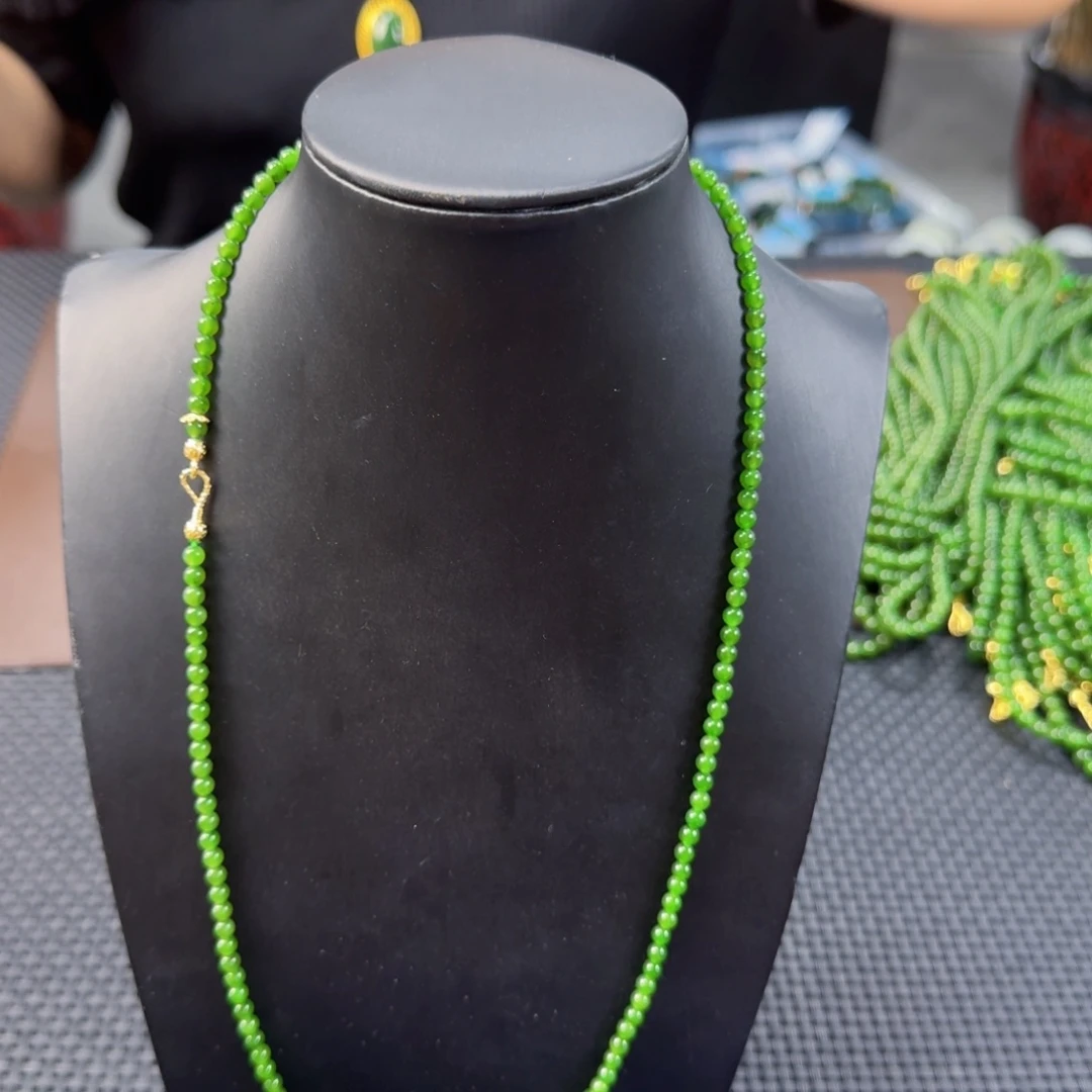 和田玉（碧玉）未镶嵌颈饰卡4