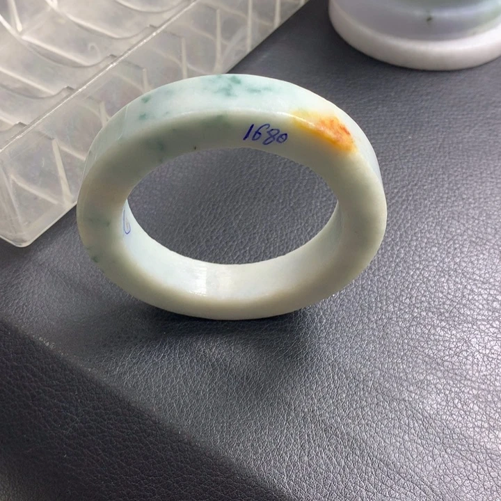 定制翡翠翡翠手镯未镶嵌