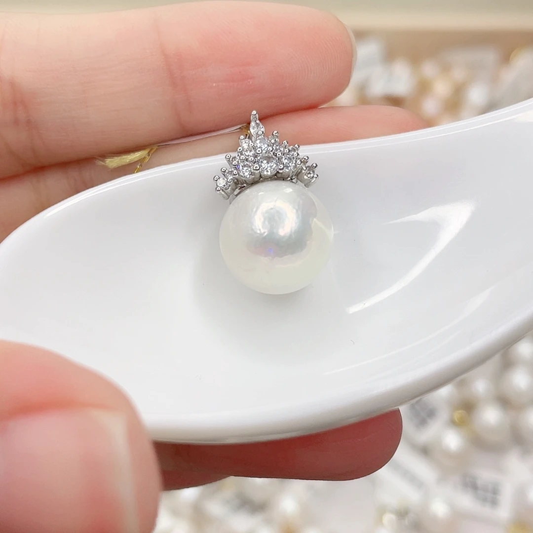 淡水珍珠未镶嵌吊坠(赠链)