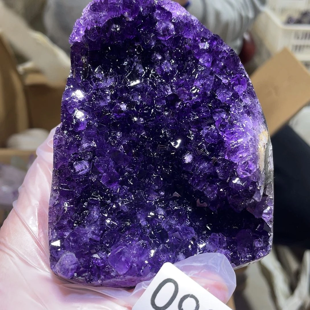 未镶嵌水晶珠宝半成品